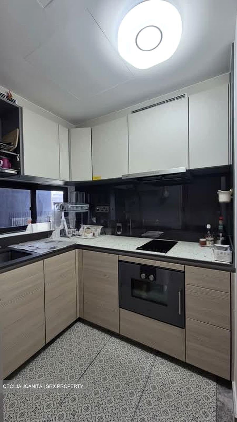 Riviere  (D3), Condominium #573560801